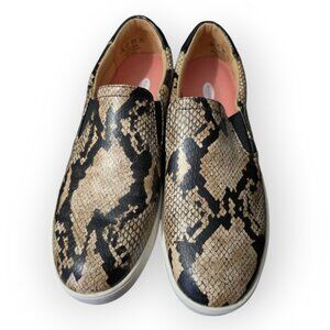 DR SCHOLL'S MADISON SLIP ON BE FREE ENERGY TECHNOLOGY SNEAKER/LOAFER WOMENS